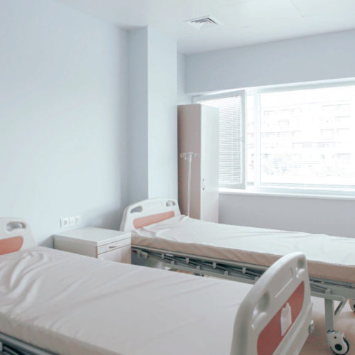 Минздрав Новосибирской области опроверг введение карантина в больницах из-за ковида