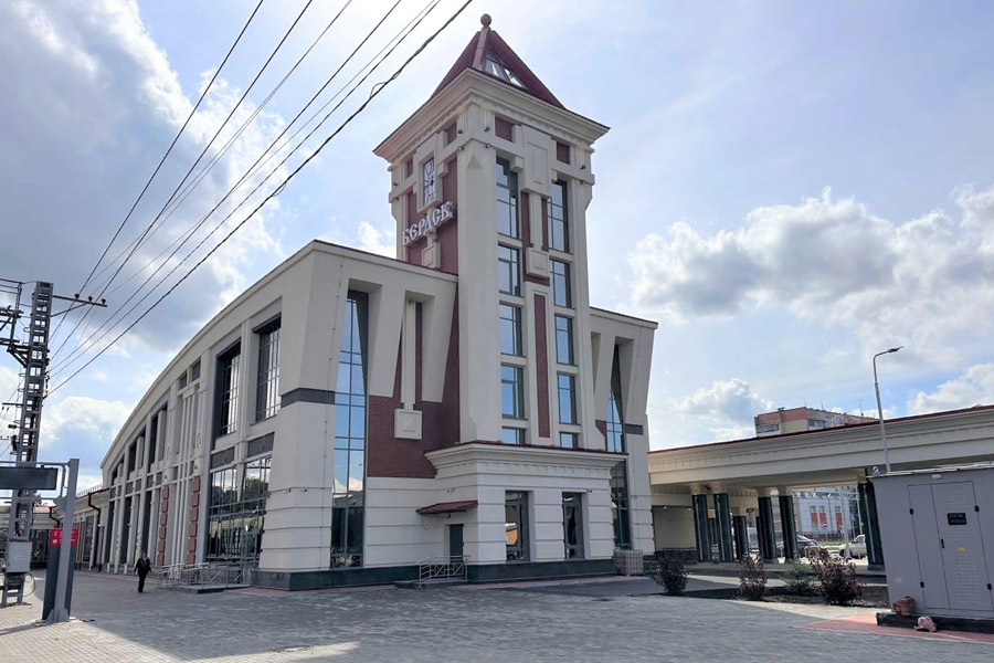 Новое здание жд вокзала в Бердске готовится к открытию