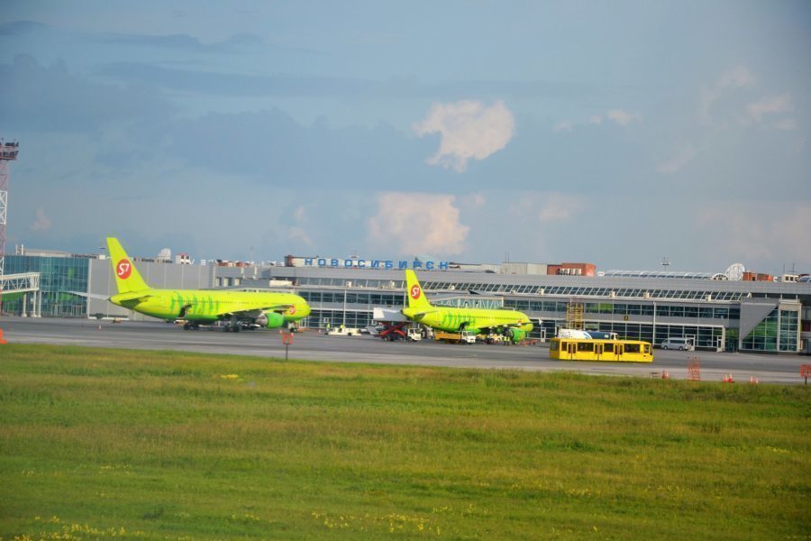 У самолета авиакомпании Сибирь возникли проблемы при посадке в Новосибирске