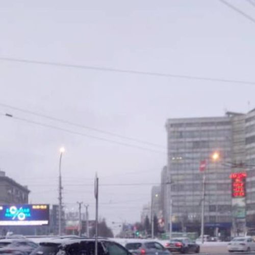 В Новосибирске с дома-книжки на площади Калинина убрали часы