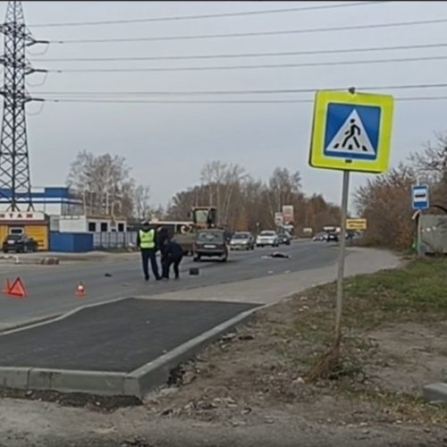 Женщина погибла под колесами «Нивы» в Новосибирске