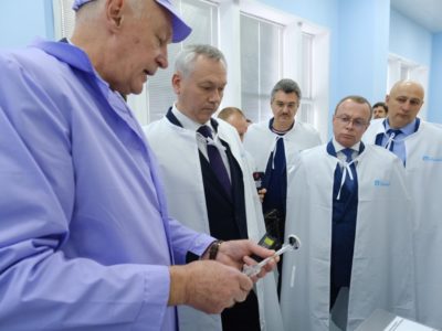 Предприятия Новосибирской области и Республики Беларусь успешно развивают импортозамещение в сфере оптики и микроэлектроники
