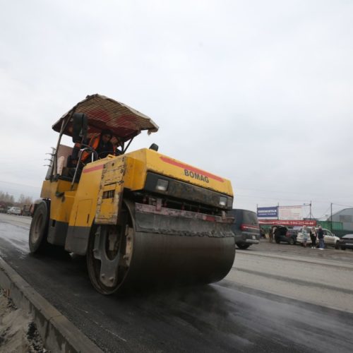 Анатолий Локоть поручил завершить ремонт дорог в Новосибирске до конца недели