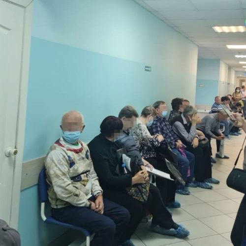 Пациенты пожаловались на огромную очередь в онкологической больнице Новосибирска