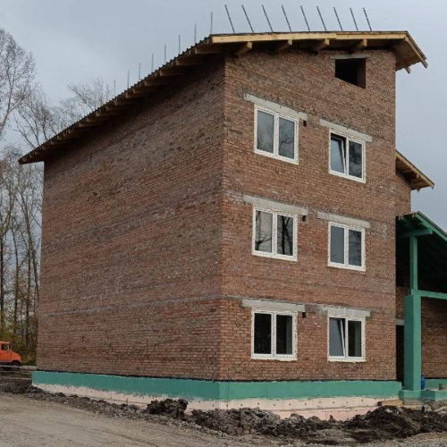 Строительство дома для детей-сирот отстает от графика под Новосибирском