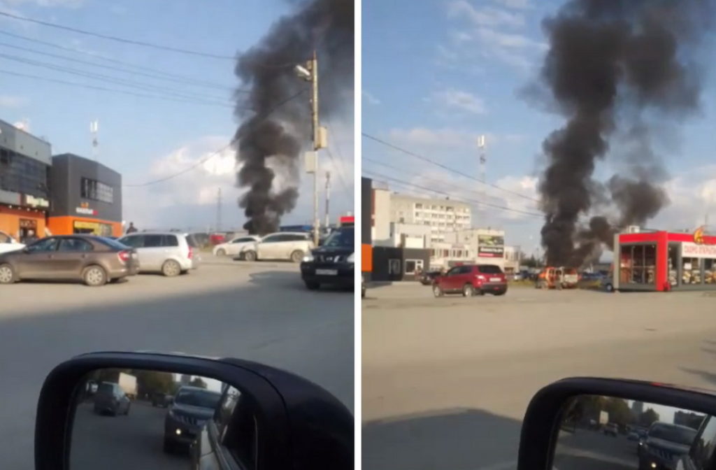 На Северо-Чемском жилмассиве Новосибирска сгорел автомобиль (видео)