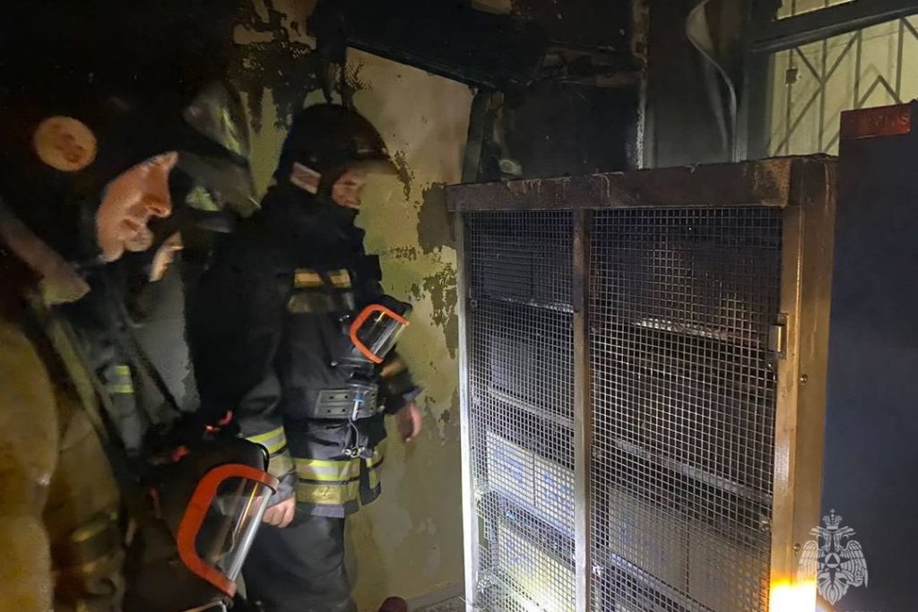 МЧС потушило кабинет томографии в областной больнице Новосибирска