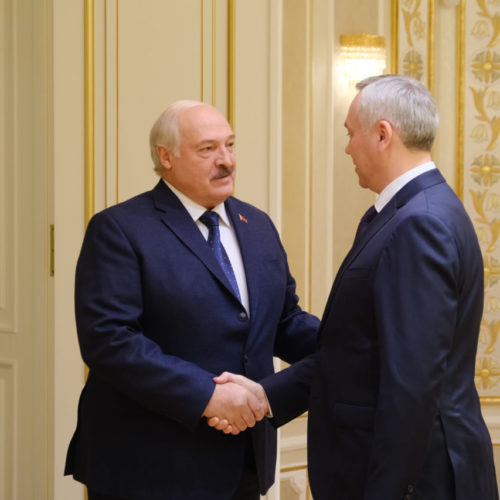 Александр Лукашенко предложил Андрею Травникову совместно развивать беспилотное авиастроение