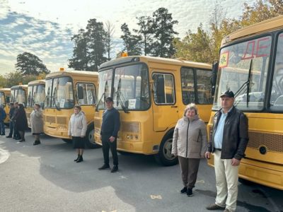 49 новых школьных автобусов поступило в образовательные организации Новосибирской области