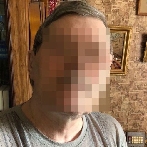 ФСБ задержала пенсионера-экстремиста в Новосибирске из-за картинок в соцсетях