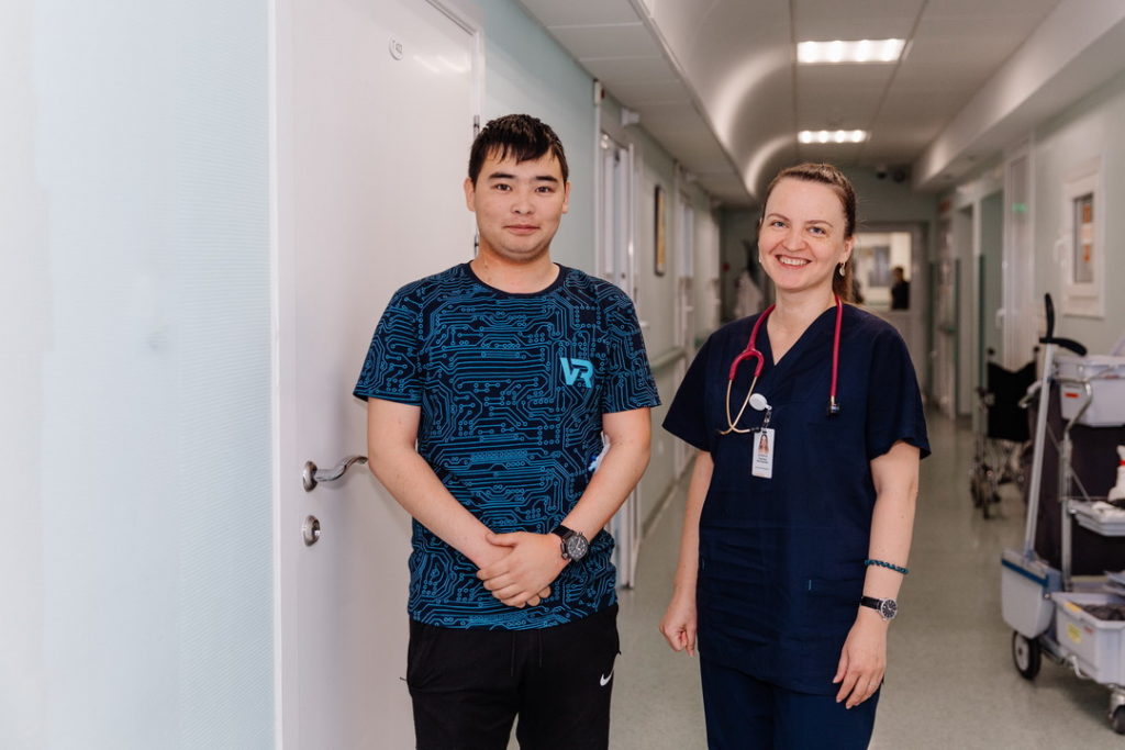 Парень, получивший расслоение аорты после ДТП с конем, вылечился в Новосибирске