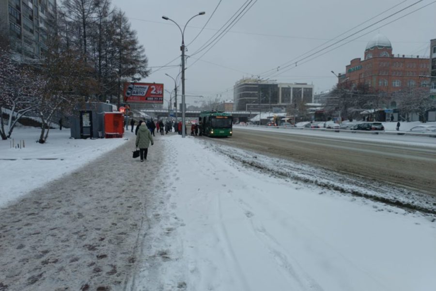 Найдено нарушение в уборке снега с дорог и улиц в Новосибирске