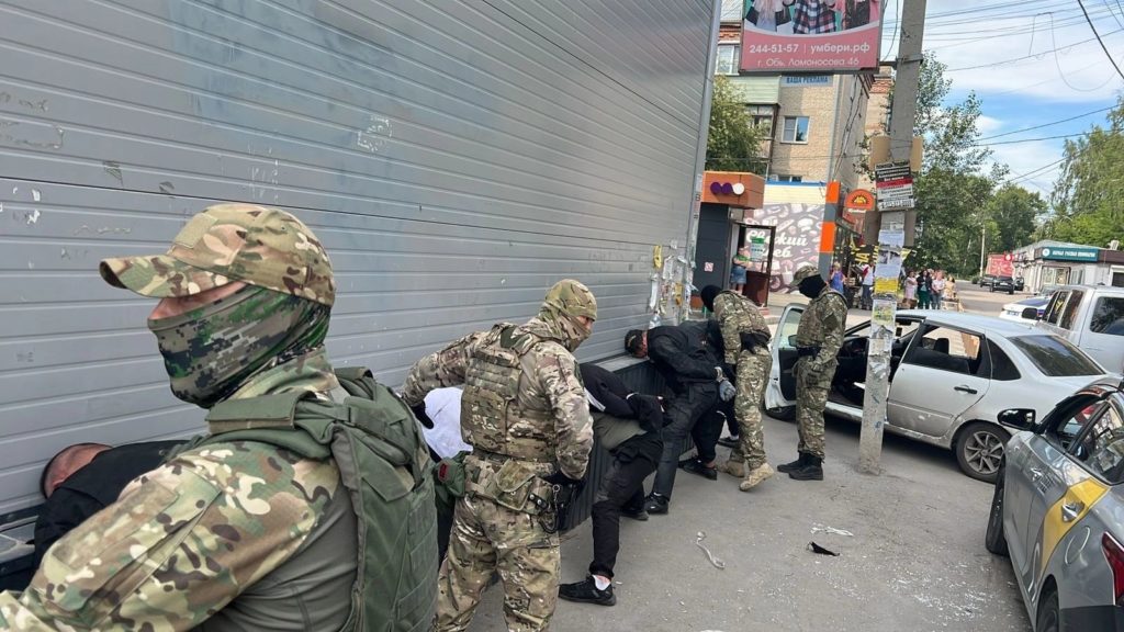 Участник банды ювелиров получил 8 лет тюрьмы в Новосибирске