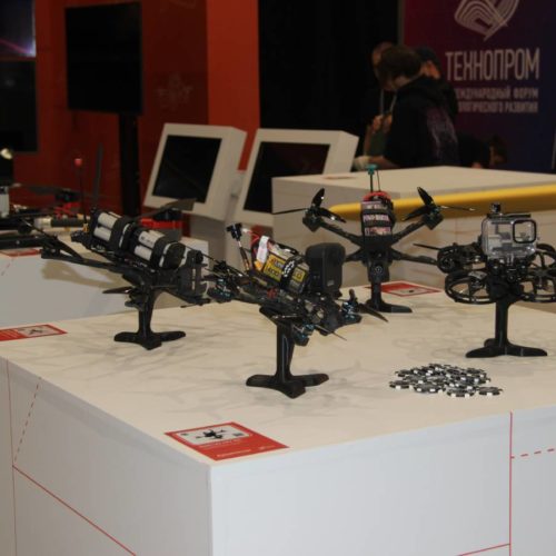 Первые FPV-дроны от новосибирских производителей поставят на СВО