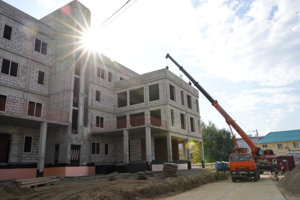 Мэрия продлила инвестору разрешение на строительство поликлиники в Новосибирске