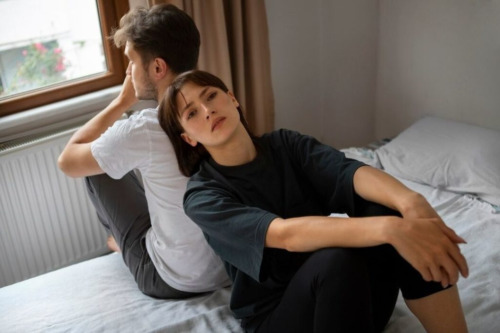 Соблазнение и наказание: девушку отправили в колонию за роман с подростком в Новосибирске