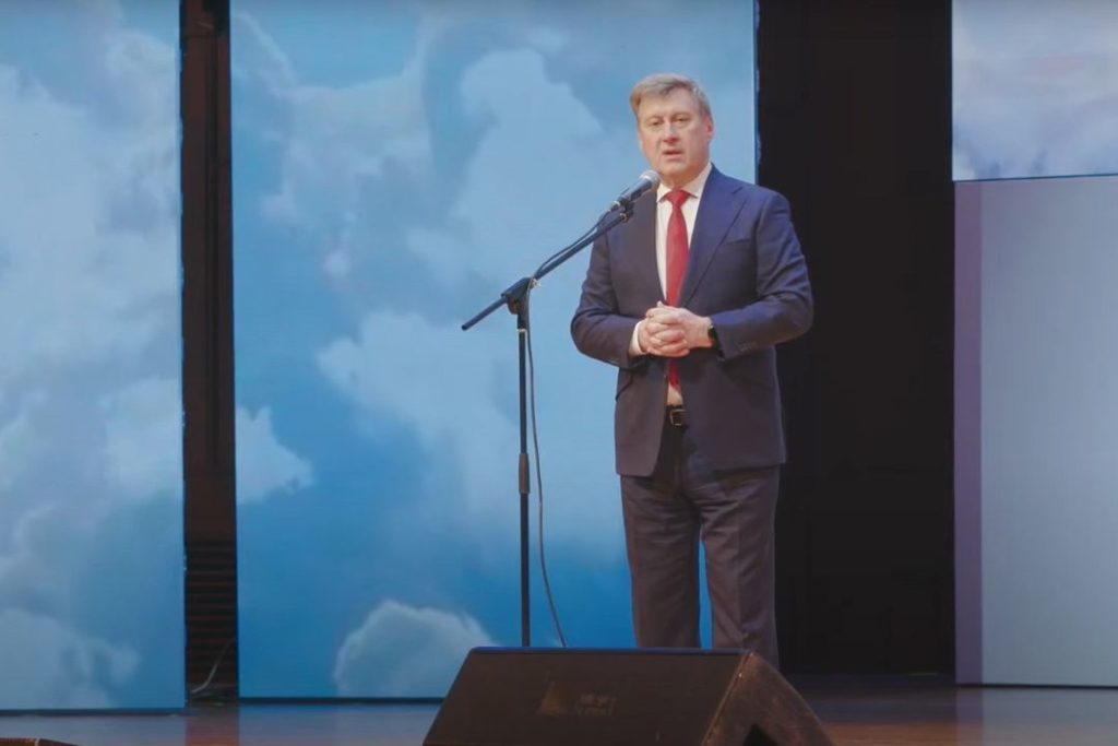 Локоть прокомментировал участие в предстоящих выборах мэра Новосибирска