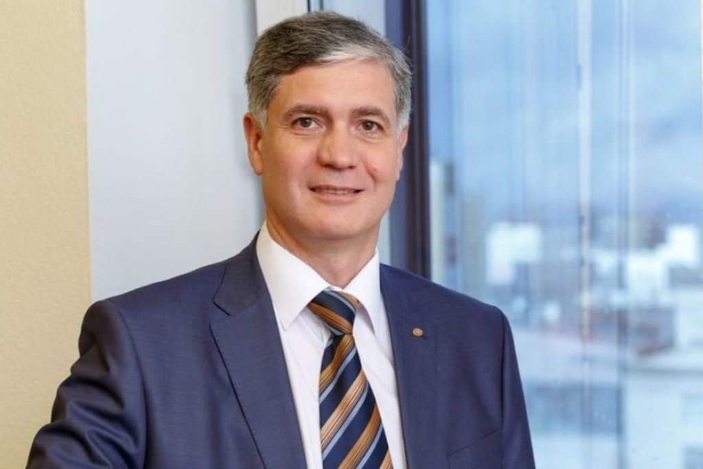 Локоть уволил начальника новосибирского дептранса Константина Васильева