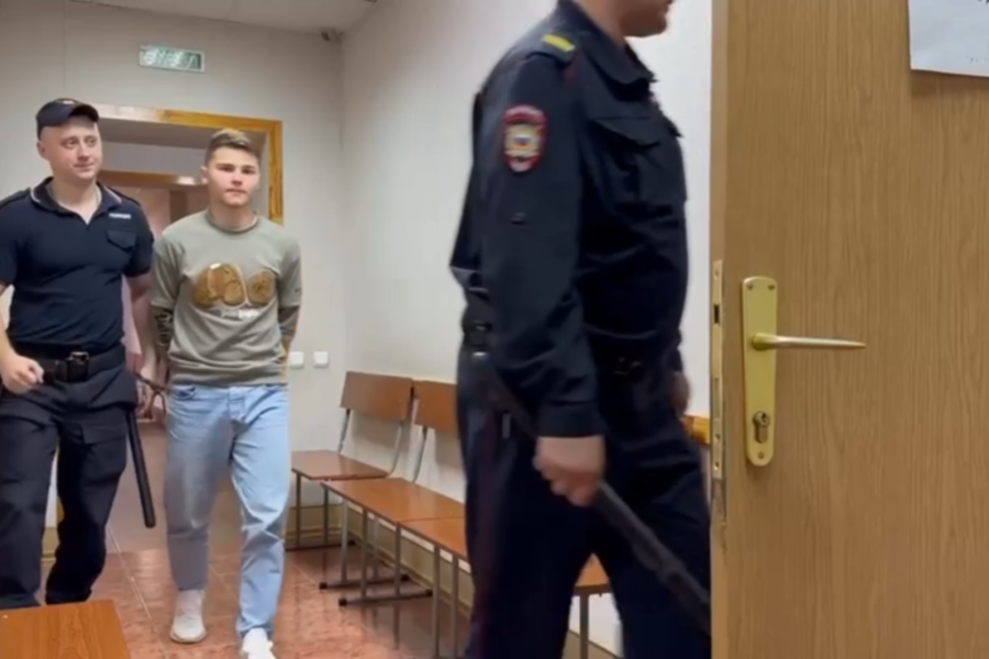 Утвердили обвинительное заключения на стрелявшего на мосту блогера в Новосибирске