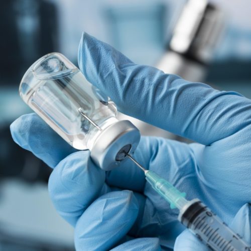 Гинцбург: результаты исследований обновленной вакцины «Спутник V» переданы в Минздрав