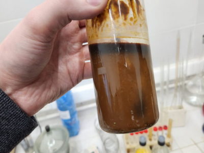 Делать дешевое топливо из пластиковых пакетов-маечек научились ученые Новосибирска