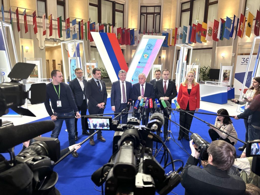 ЦИК принял документы уроженца Новосибирска Николая Харитонова на пост президента