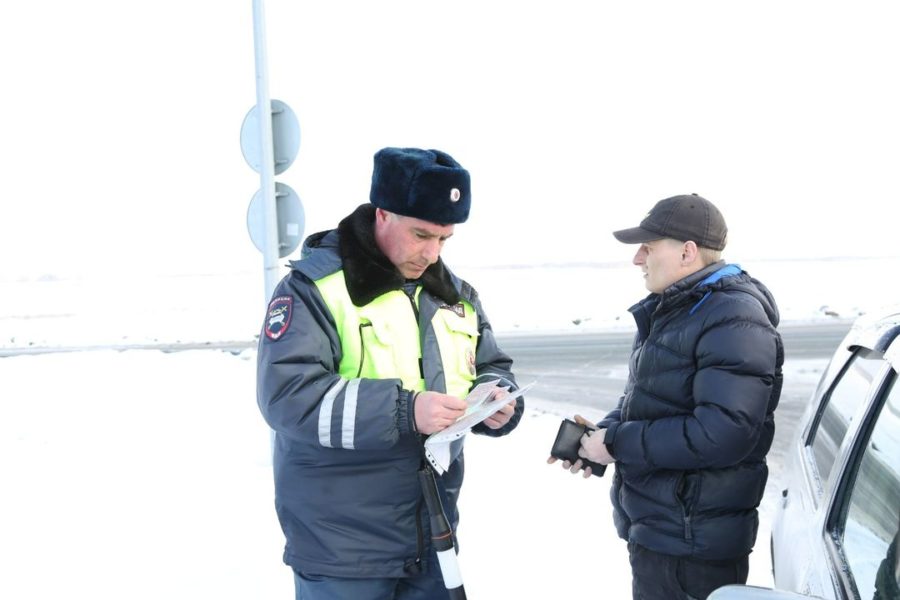 Новосибирская ГИБДД предупредила о штрафах за езду на автомобилях покойников