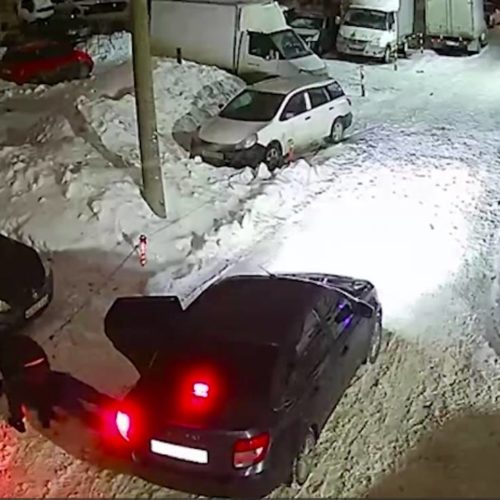Мужчину ограбили в попутке после корпоратива в Новосибирске