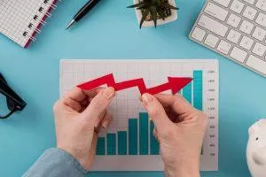 Рост цен на мебель и иномарки ускорился в октябре в Новосибирской области