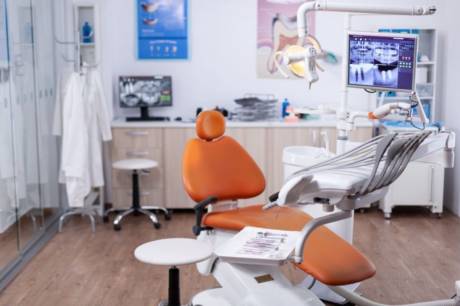 СК разберется в обстоятельствах смерти пациентки после удаления зуба в Новосибирске