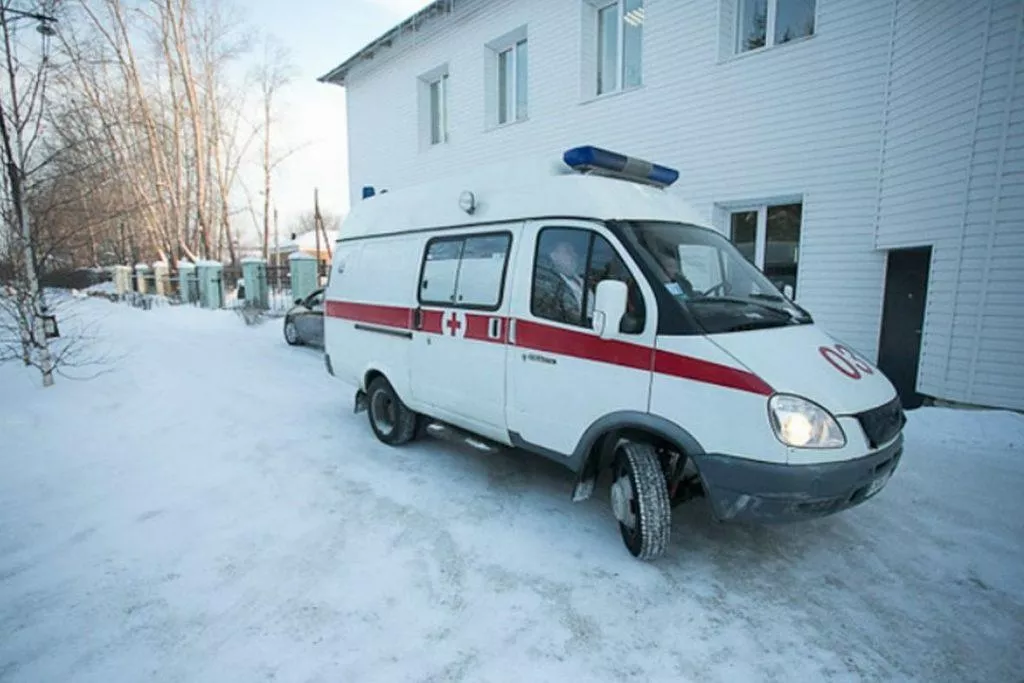 Трехлетний ребенок с ангиной умер в автомобиле скорой помощи