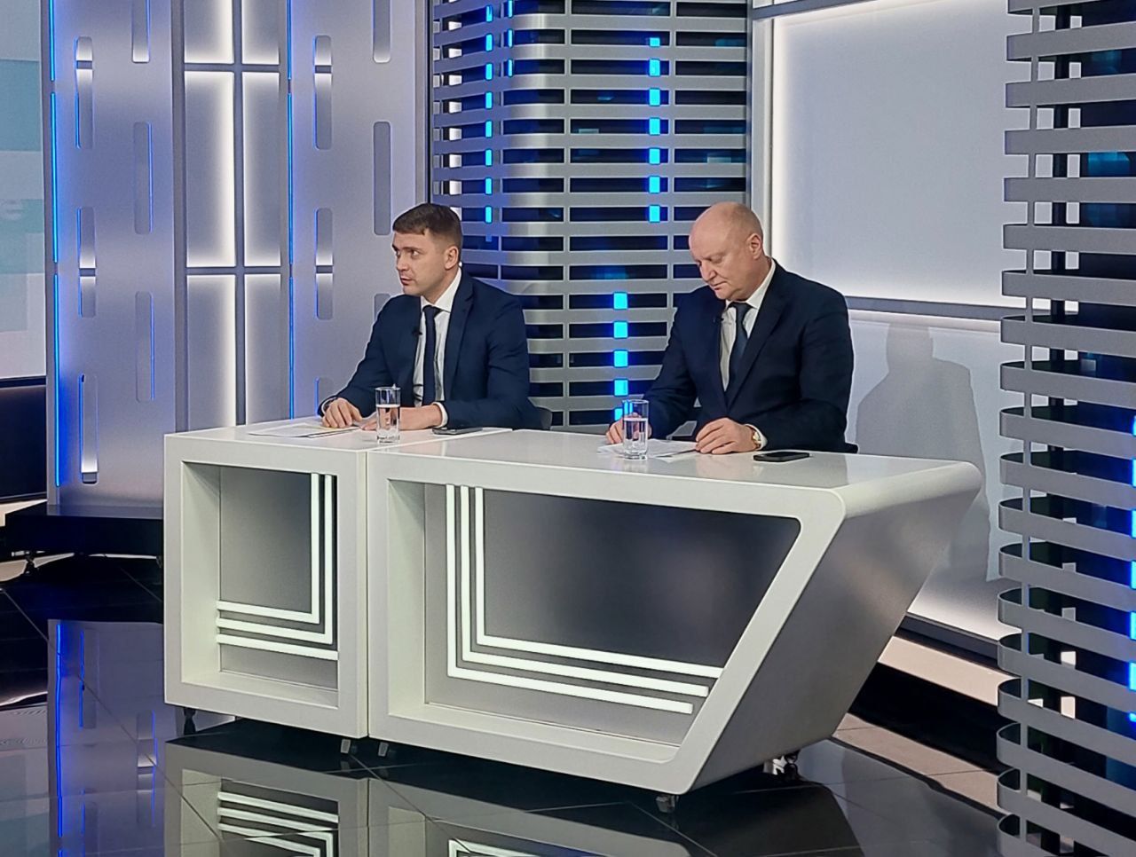 Ущерб предприятию крупных. Размер значительного ущерба по ук рф. Значительный ущерб при краже. Материальный ущерб состоит в. Понятие экономического ущерба.