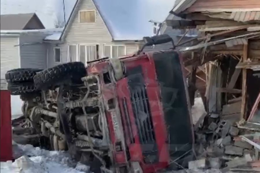 Самые страшные автоаварии. Что происходит в якутии сейчас. Авария на трассе колыма. Новости якутии. Трутнев в якутии.