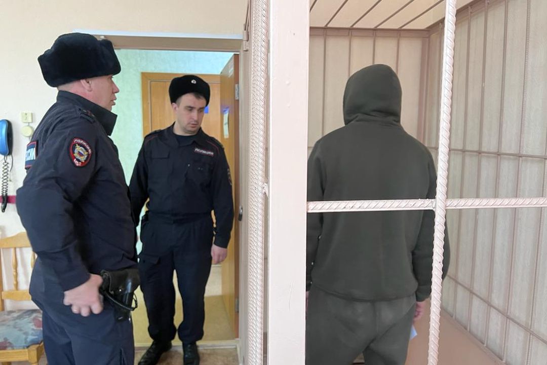 «Угрожал и вмешивался»: начальника ИВС арестовали за угрозы следователю в Новосибирске