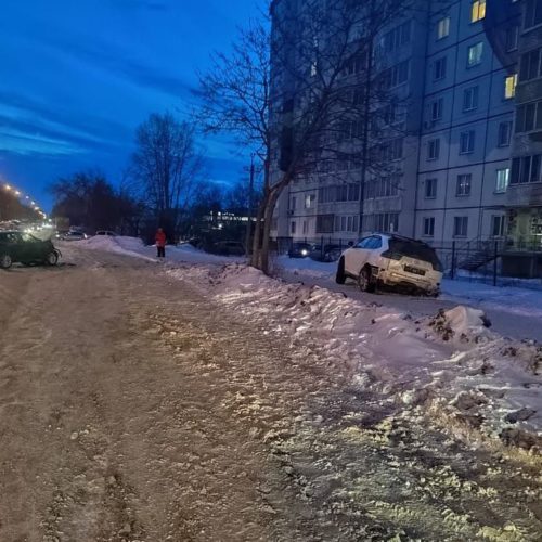 Пешеход погиб в ДТП с двумя автомобилями в Новосибирске