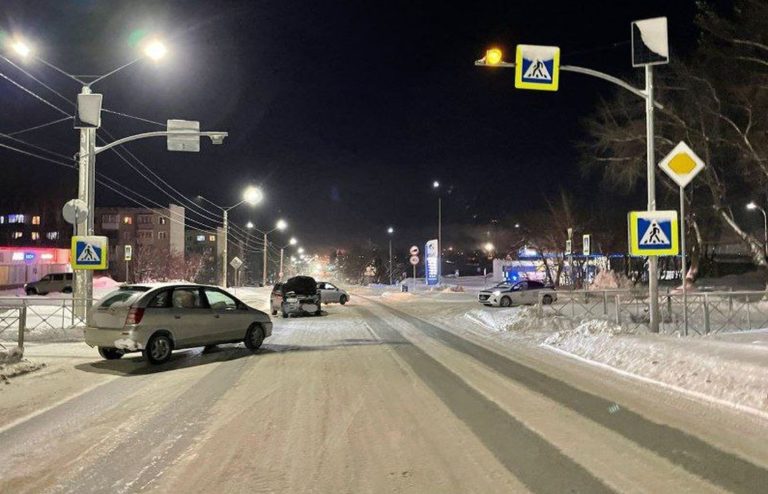 Три человека получили травмы в ДТП под Новосибирском