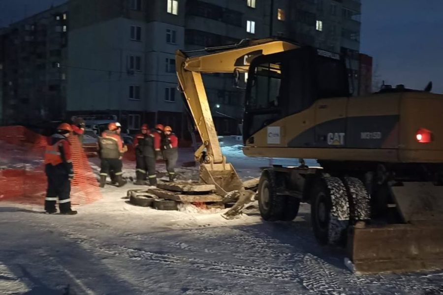 Из-за коммунальной аварии глава Новосибирска провел оперативное совещание