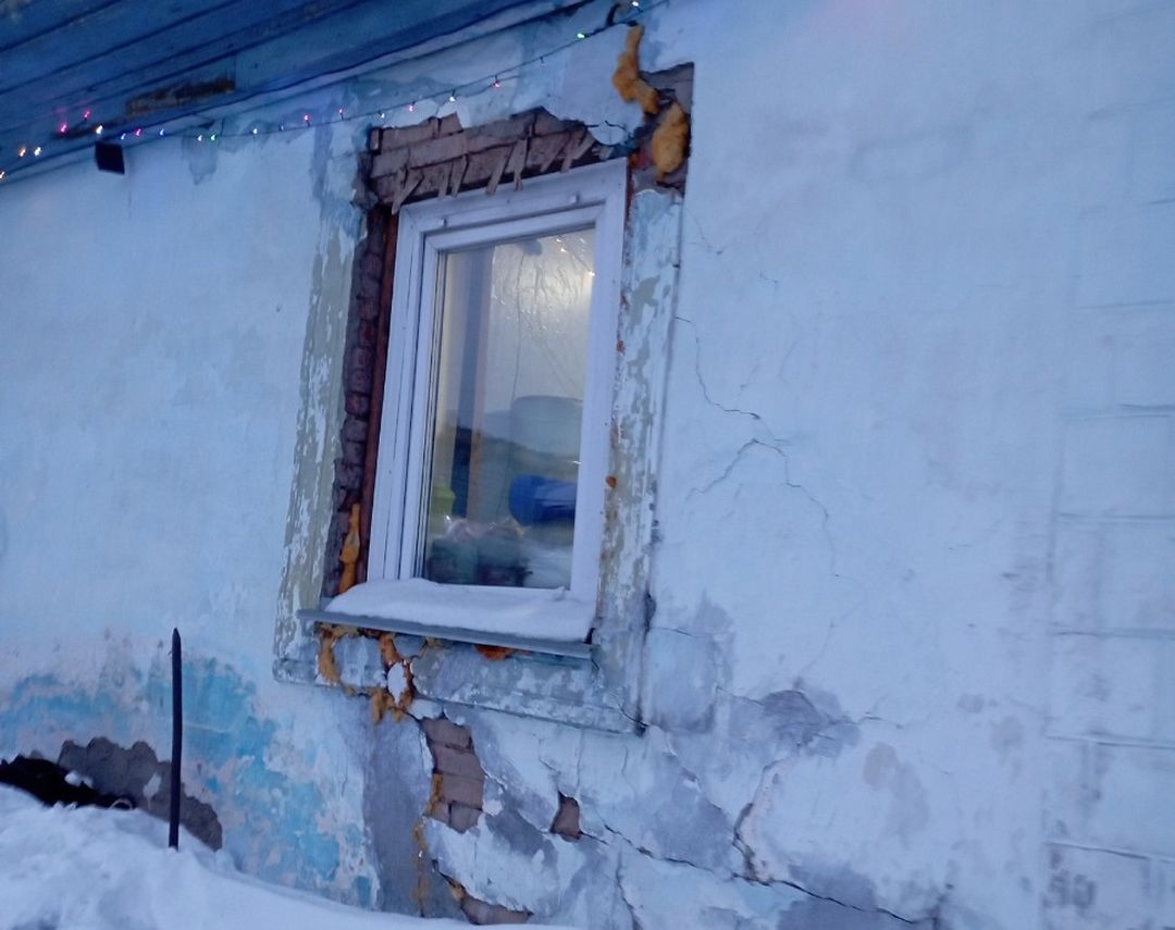 Прокуратура проверит жилищные условия многодетной семьи под Новосибирском