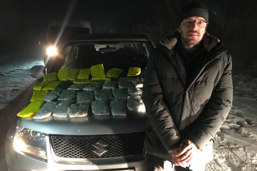 Семью наркодилеров задержали с 19 кг украинского мефедрона в Новосибирске