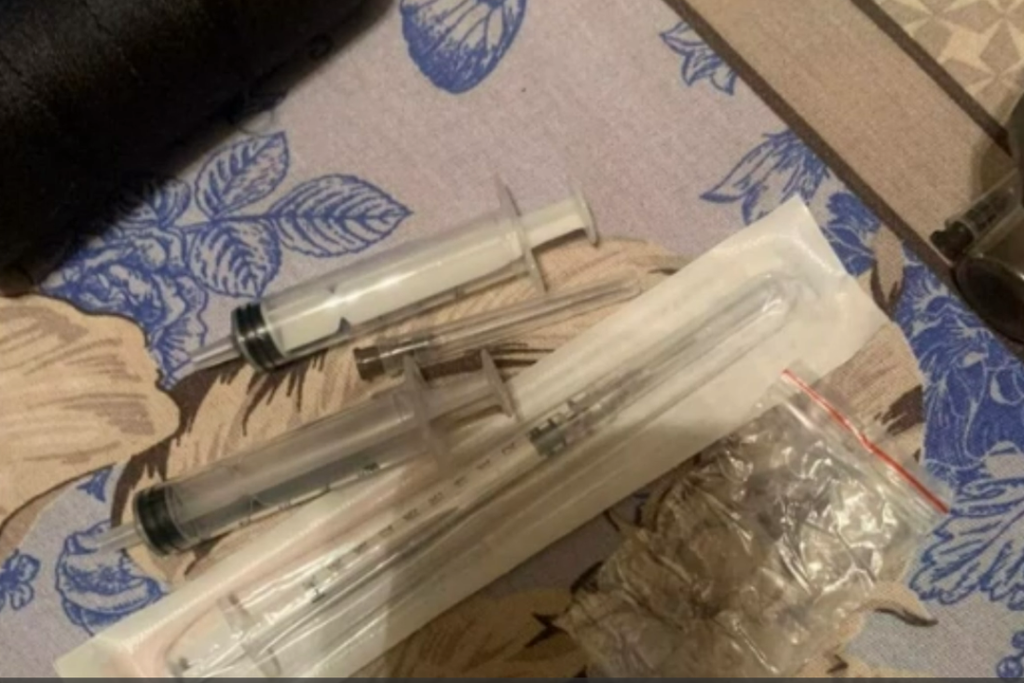 Организаторов наркопритона задержали полицейские в Новосибирске