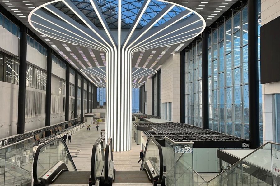 Известный дизайнер раскритиковал новый терминал аэропорта в Новосибирске