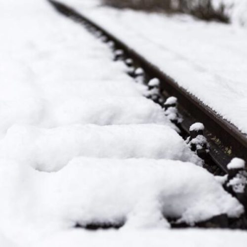 На качество уборки от снега остановок общественного транспорта жалуются новосибирцы