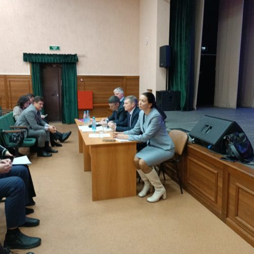 Встреча бизнеса, власти и общественников прошла в поселке под Новосибирском