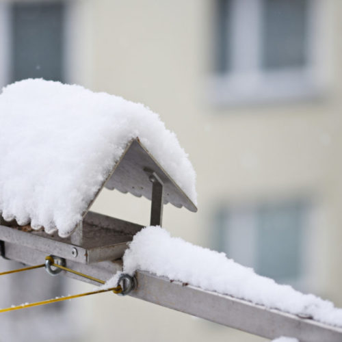 Штаб по ЧС предупредил новосибирцев о сходе снега с крыш домов