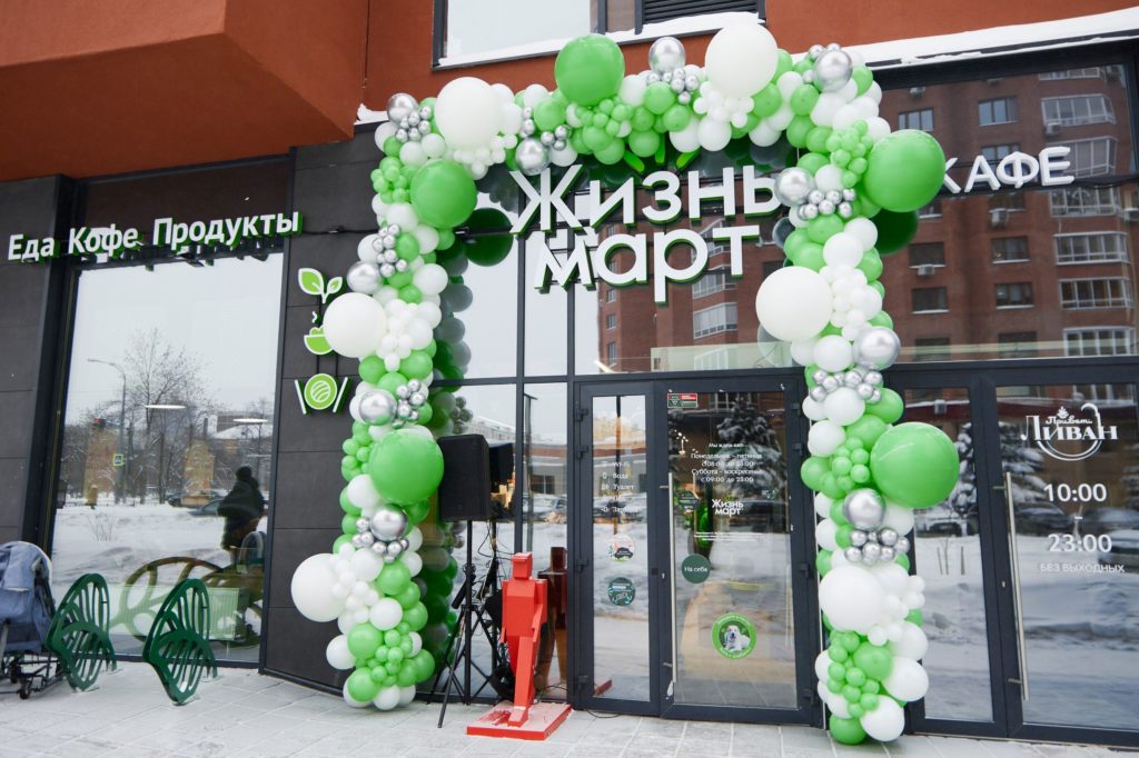 Популярные магазины-кафе продолжают экспансию в Сибирь