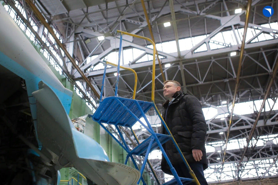 Глава Объединённой авиастроительной корпорации Юрий Слюсарь работает в Новосибирске