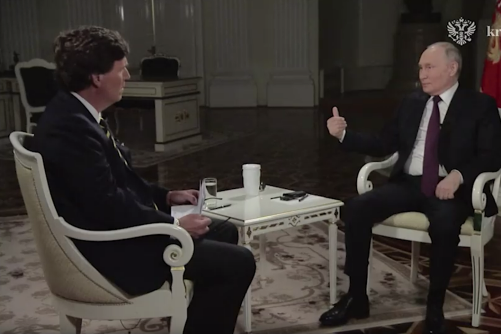 «Показал все корни»: новосибирские политологи высказались об интервью Владимира Путина Такеру Карлсону