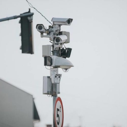 К системе распознавания лиц FindFace подключат еще 1000 камер в Новосибирске