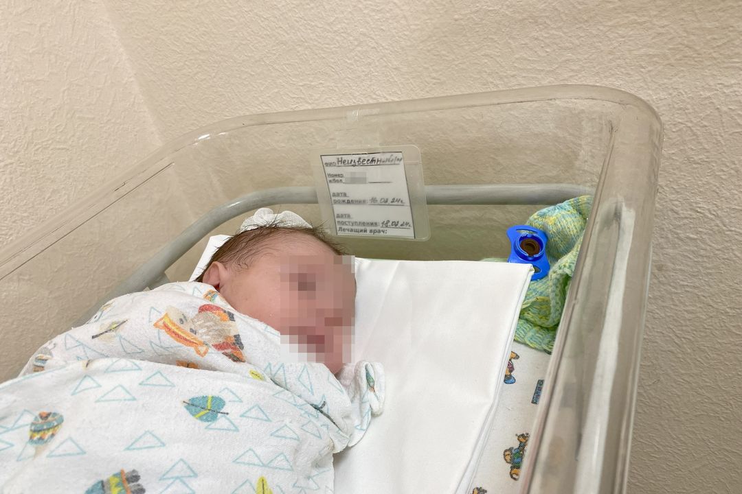 Бабушка, выброшенного на мусорку в Новосибирске младенца, рассказала всю правду об опеке