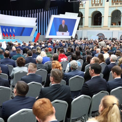 Владимир Путин: Для бизнеса проработать амнистию по дроблению и налоговой оптимизации